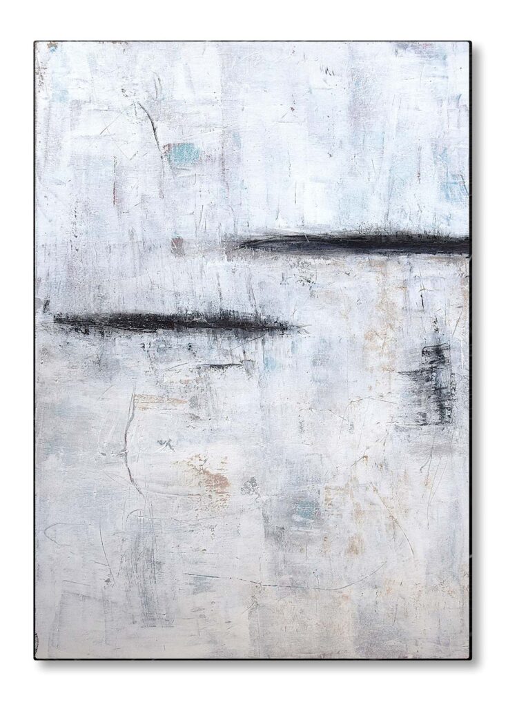 Abstraktes Gemälde Stillness von Kathleen Sandböck mit hellen Farbschichten und zwei dunklen horizontalen Linien.
